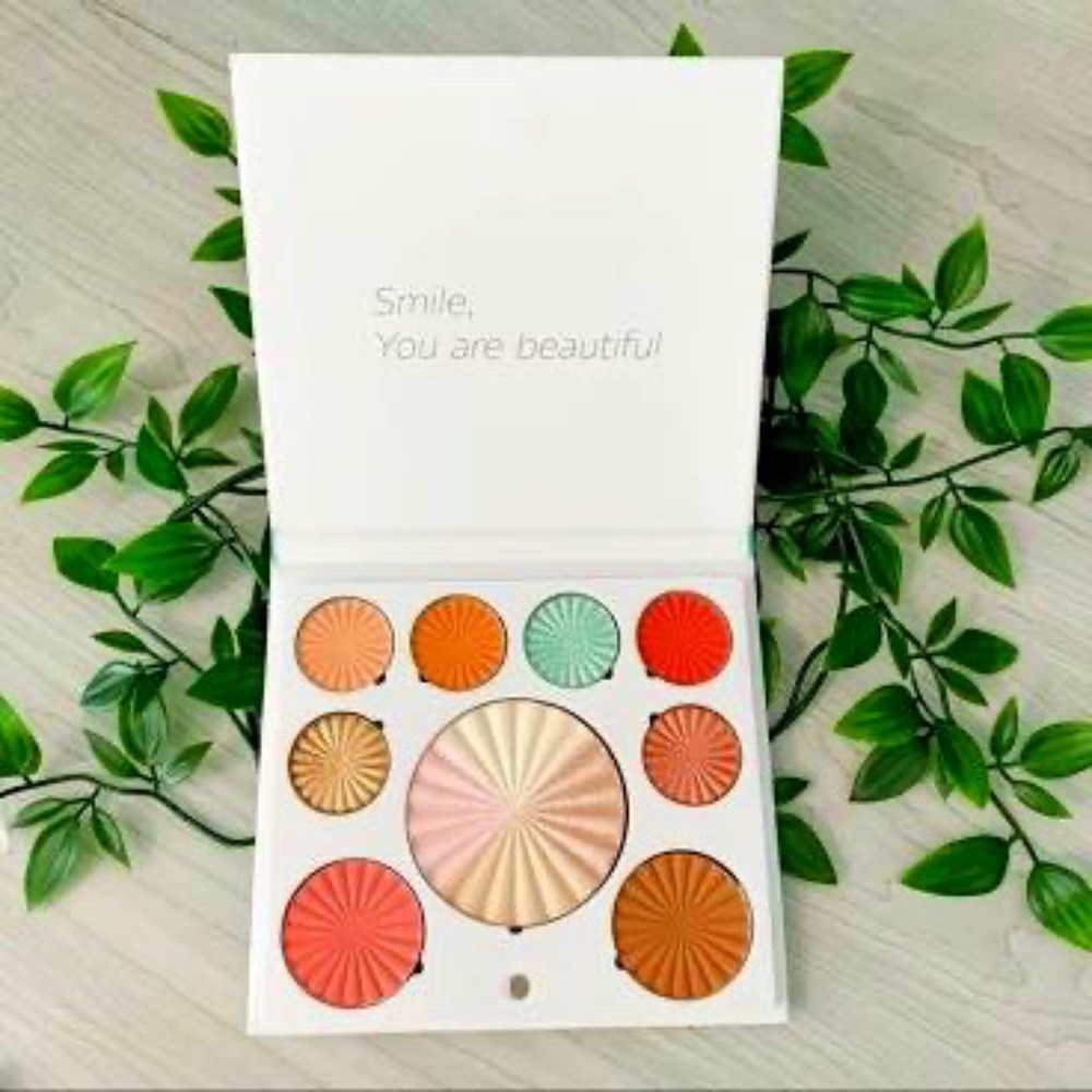 NIB OFRA Good To Go Mini Mix Palette